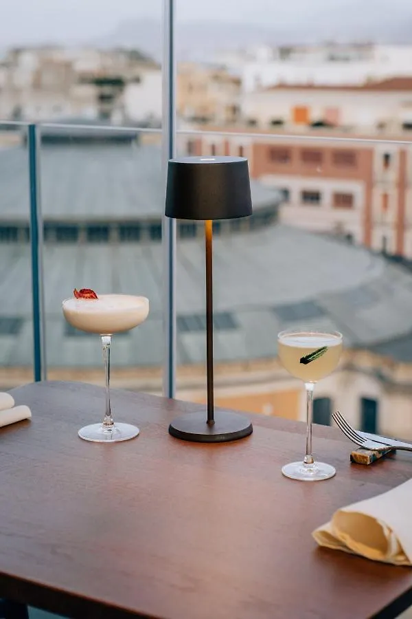 Hotel Politeama Palermo 4*,